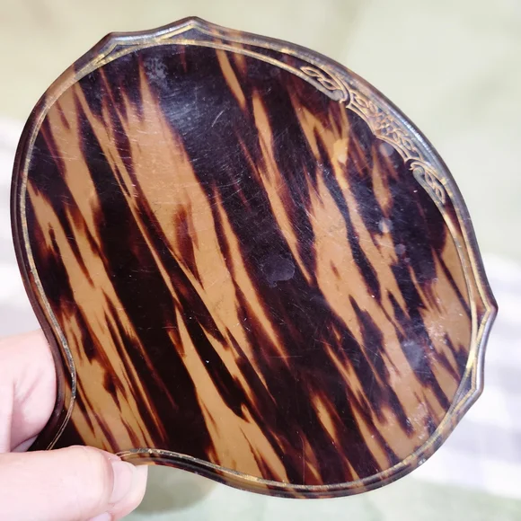 Tortoise Shell Handheld Mirror - Picture 5 of 9
